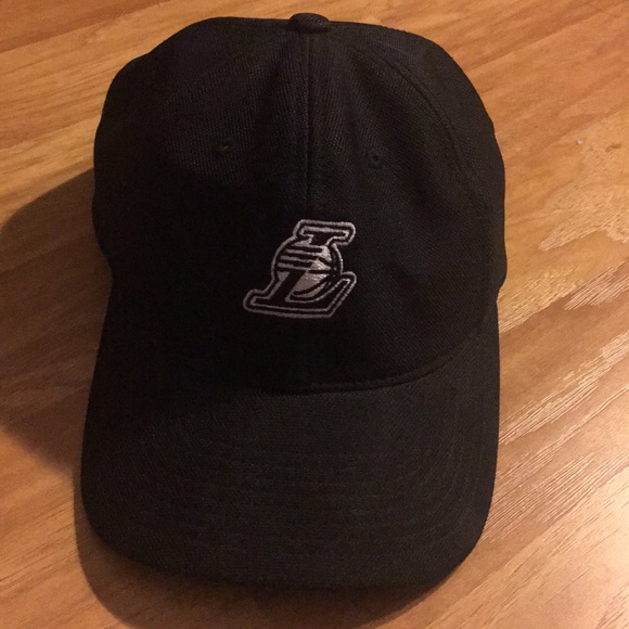 black lakers dad hat
